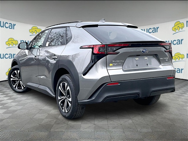 2024 Subaru Solterra Premium - Photo 2