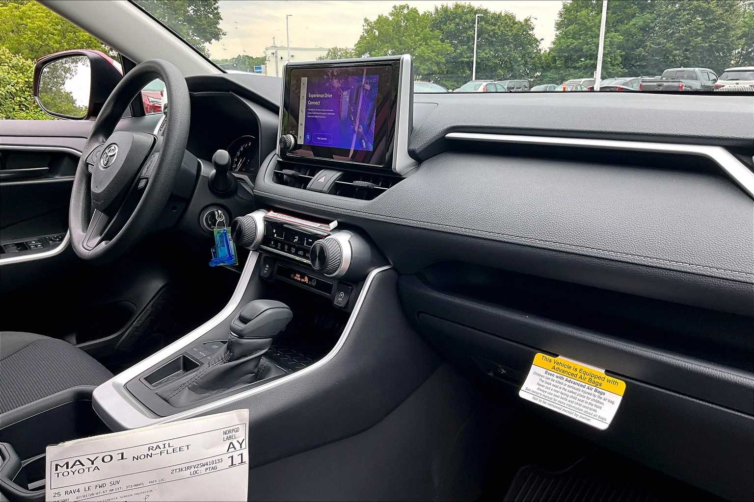 2025 Toyota RAV4 LE - Photo 10