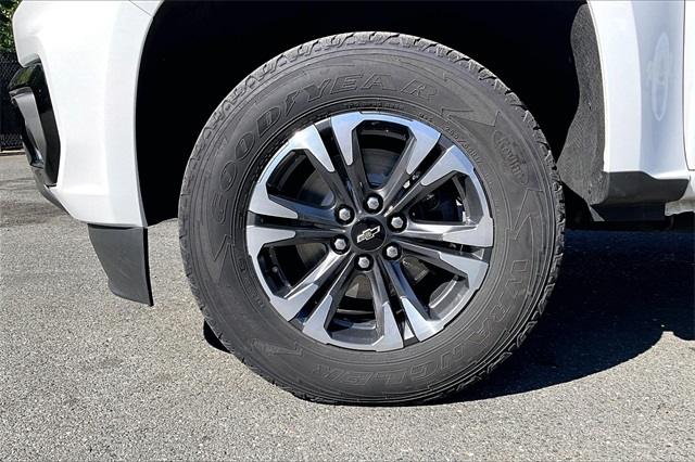 2022 Chevrolet Colorado Z71 - Photo 9