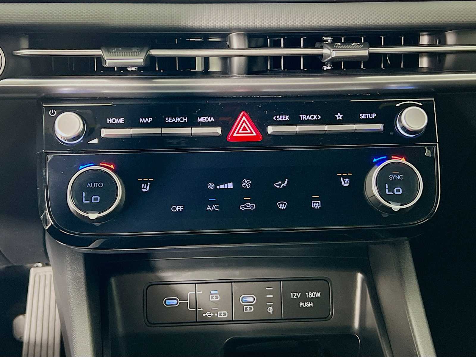 2025 Hyundai Santa Cruz XRT - Photo 11