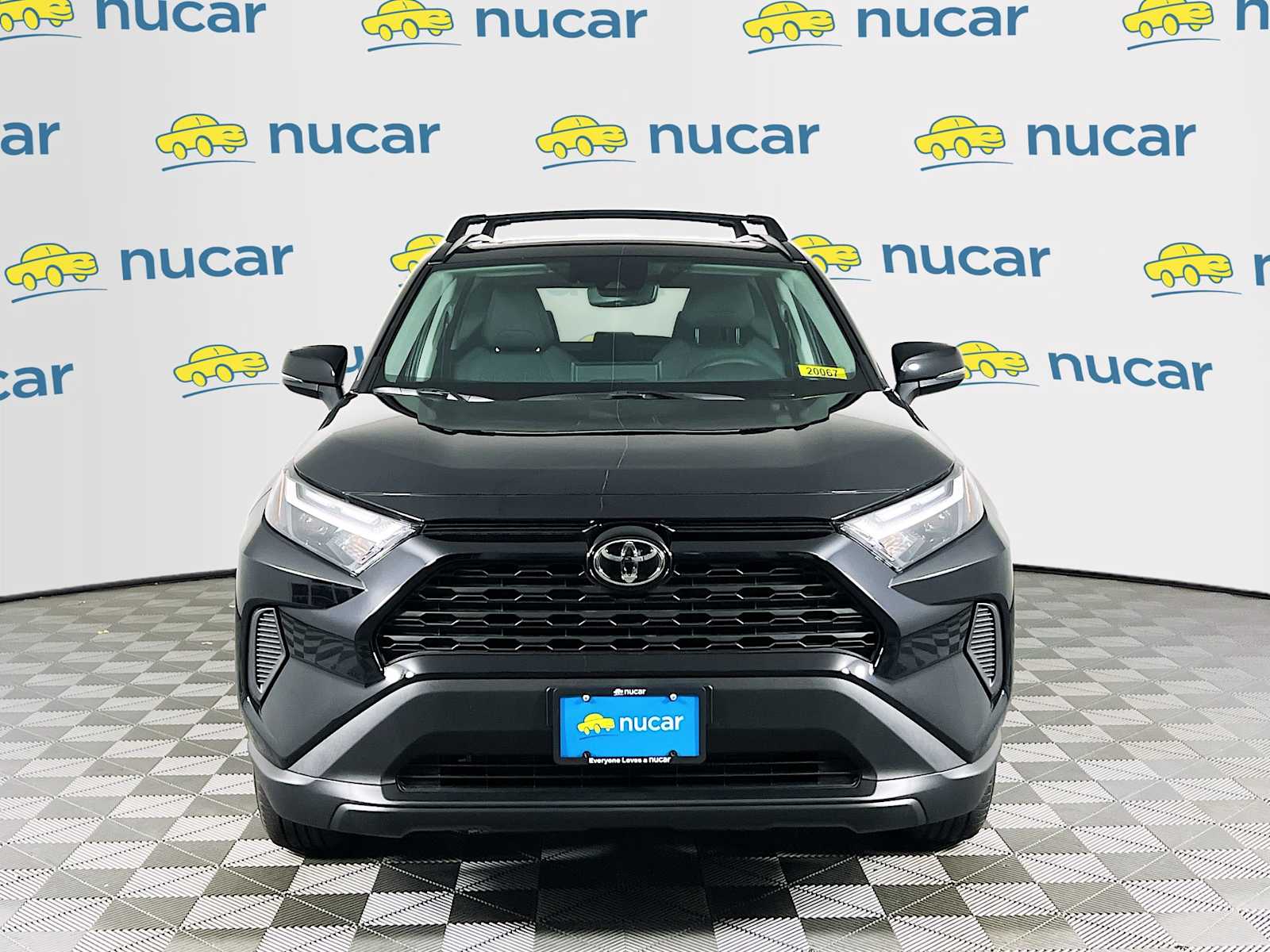 2025 Toyota RAV4 XLE - Photo 2