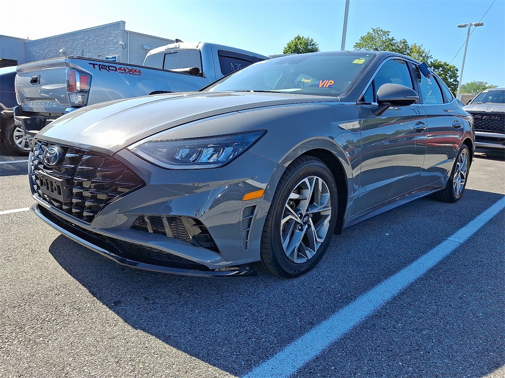 2022 Hyundai Sonata SEL - Photo 2
