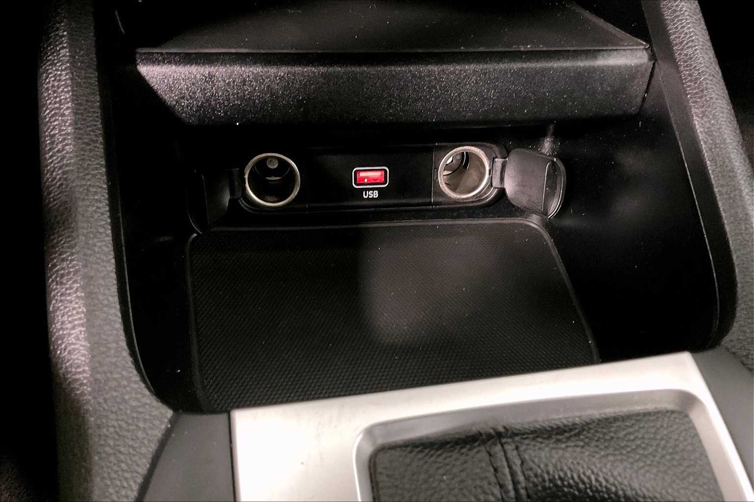 2022 Kia Forte LXS - Photo 26