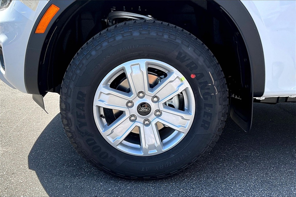 2025 Ford Ranger XL - Photo 11