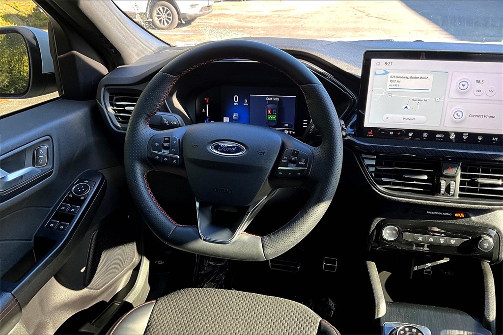 2024 Ford Escape ST-Line Select - Photo 17