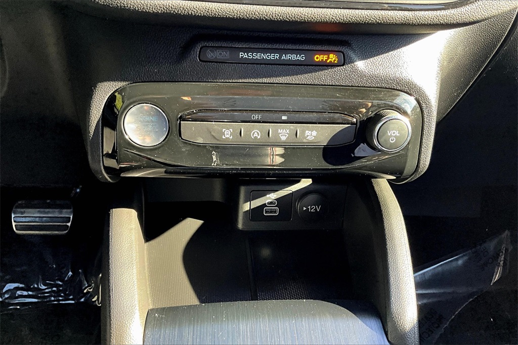 2024 Ford Escape ST-Line Select - Photo 26