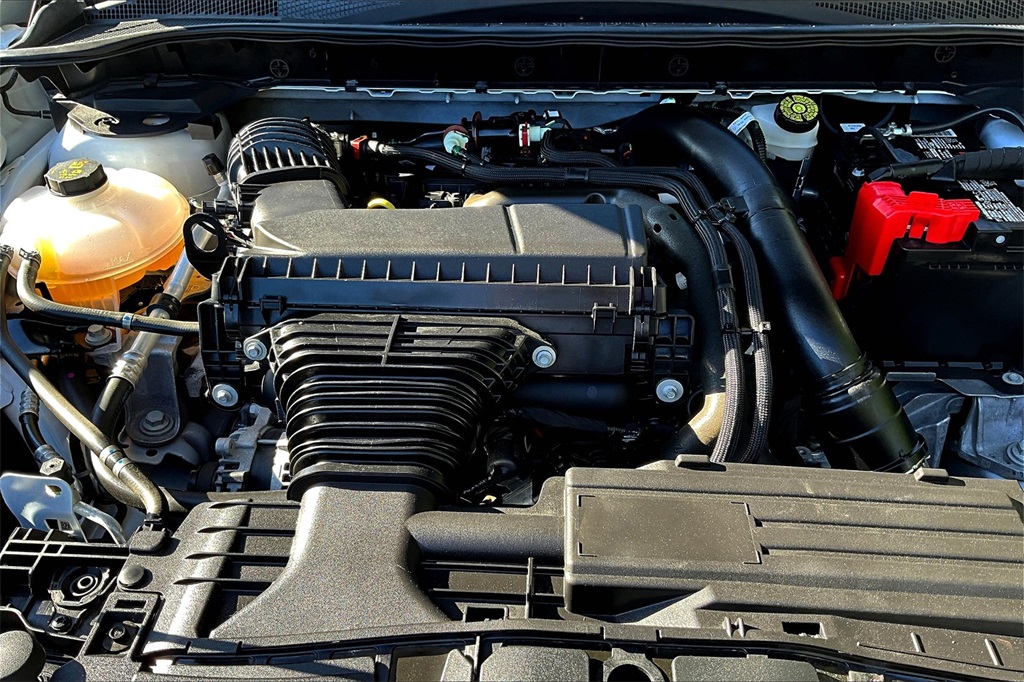 2024 Ford Escape ST-Line Select - Photo 34