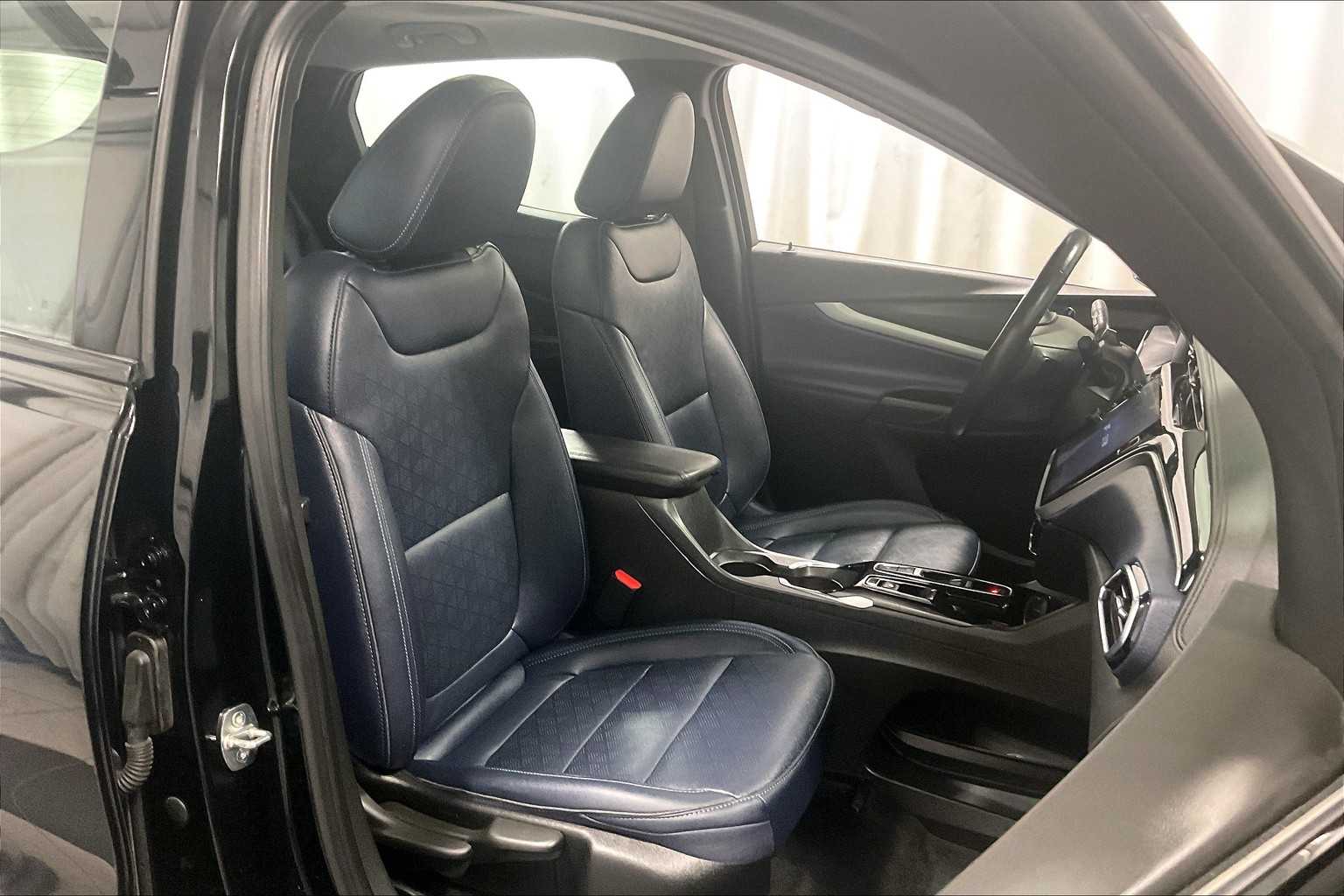 2022 Chevrolet Bolt EUV Premier - Photo 11