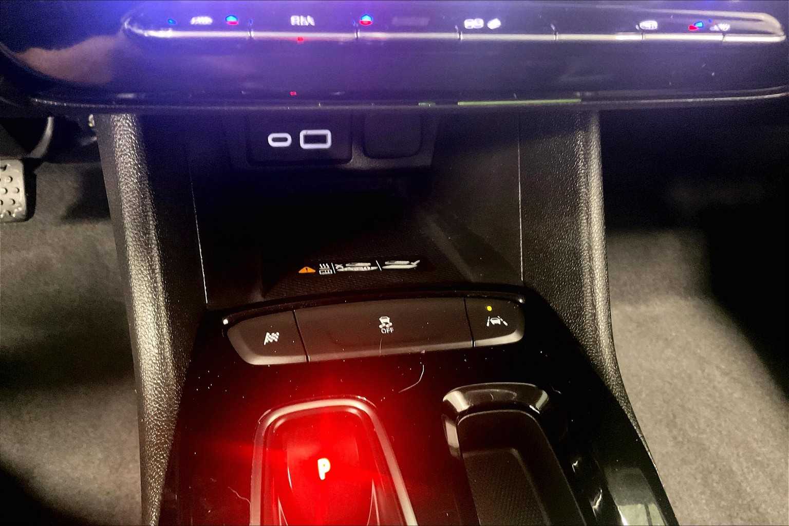 2022 Chevrolet Bolt EUV Premier - Photo 27