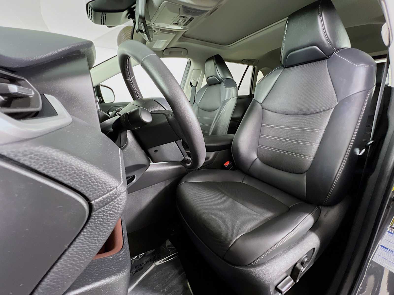 2022 Toyota RAV4 Limited - Photo 21