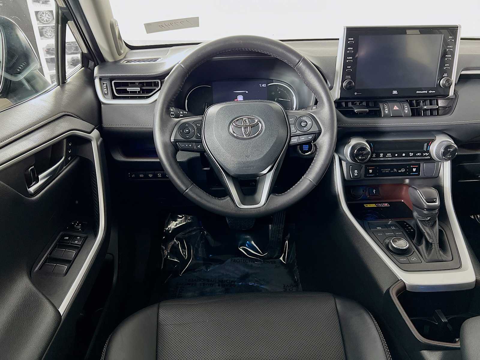 2022 Toyota RAV4 Limited - Photo 23