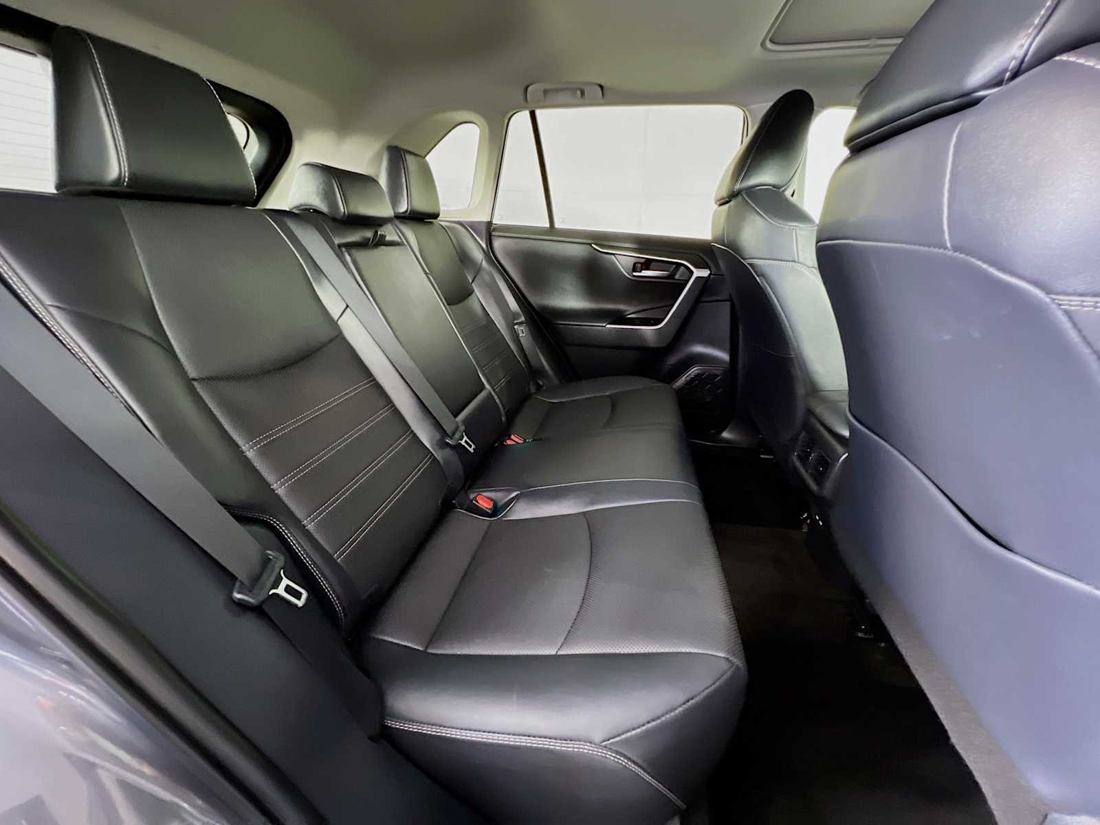 2022 Toyota RAV4 Limited - Photo 28