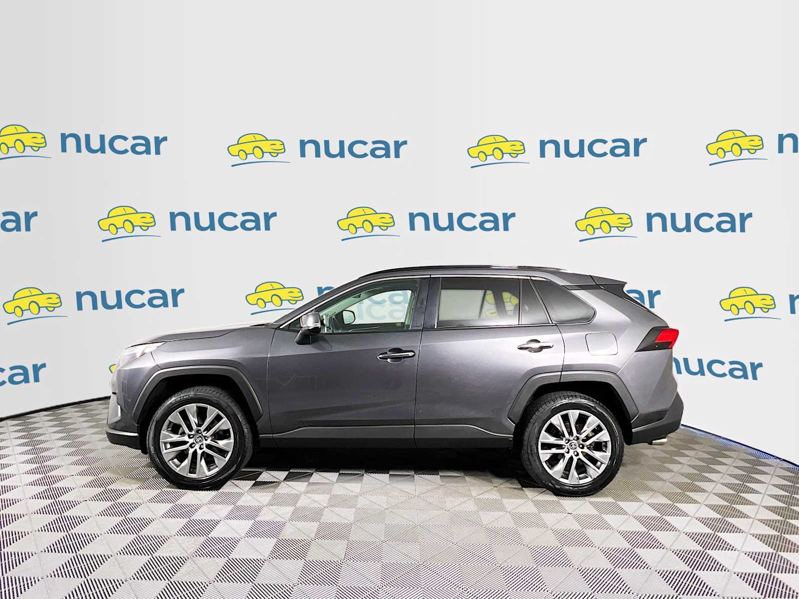 2022 Toyota RAV4 Limited - Photo 4