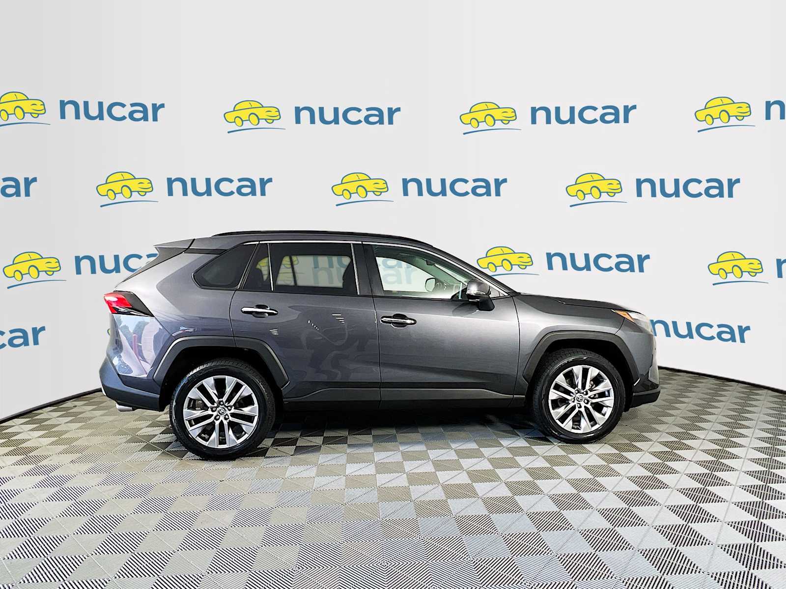 2022 Toyota RAV4 Limited - Photo 8