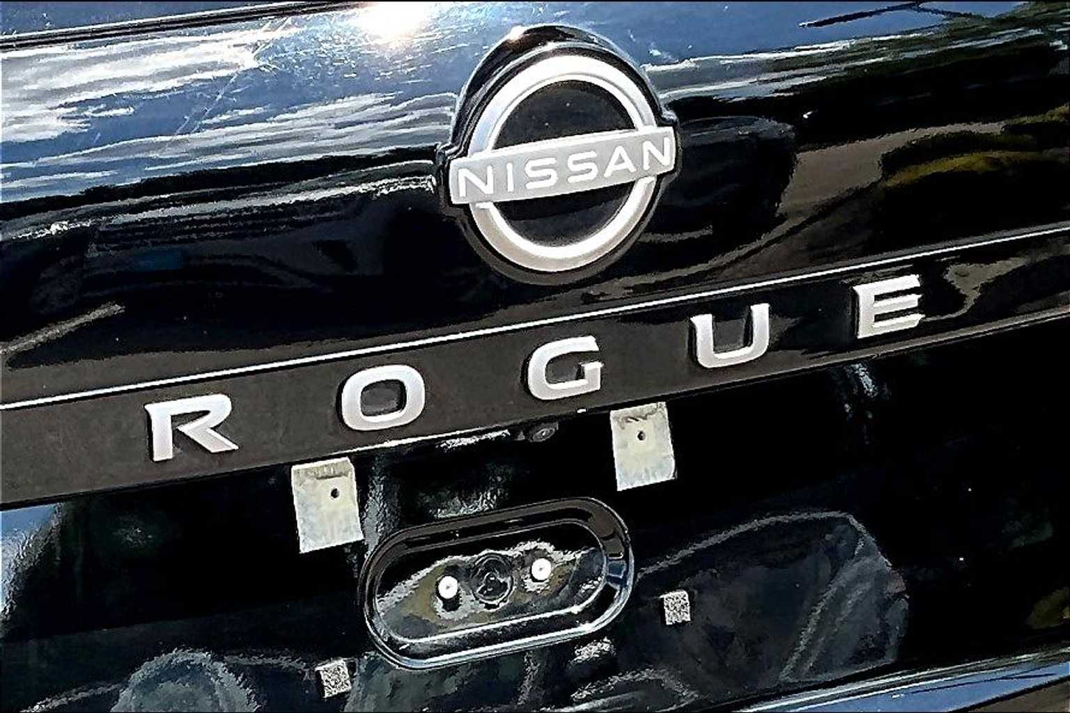 2025 Nissan Rogue SV - Photo 27