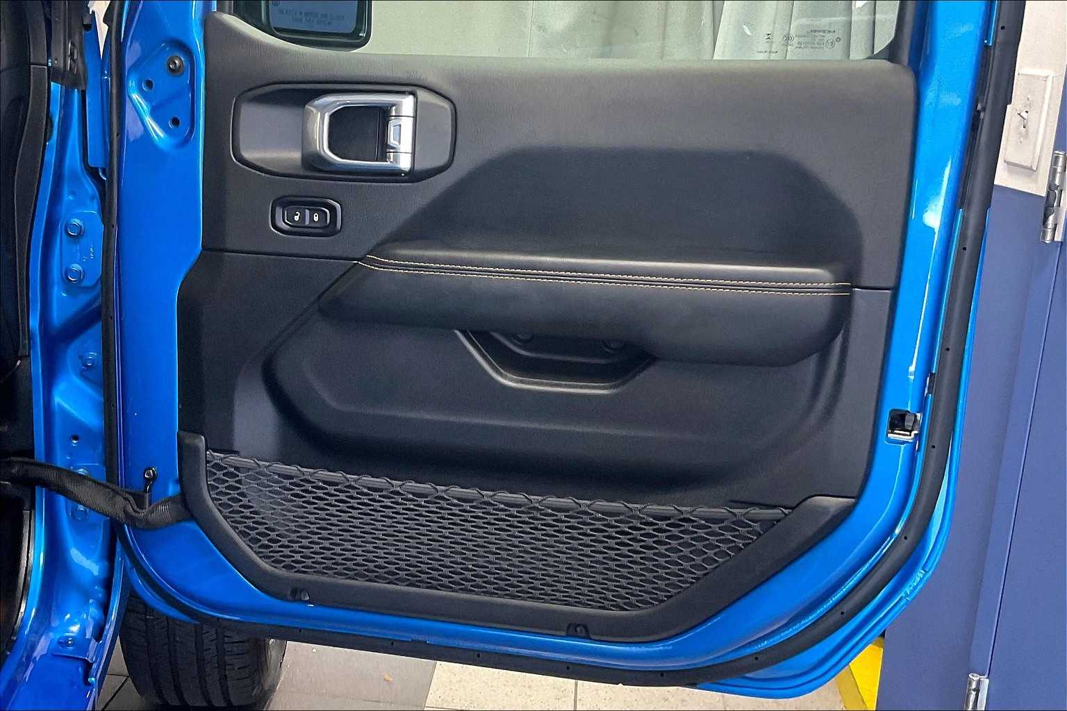 2024 Jeep Wrangler 4xe Sahara - Photo 12