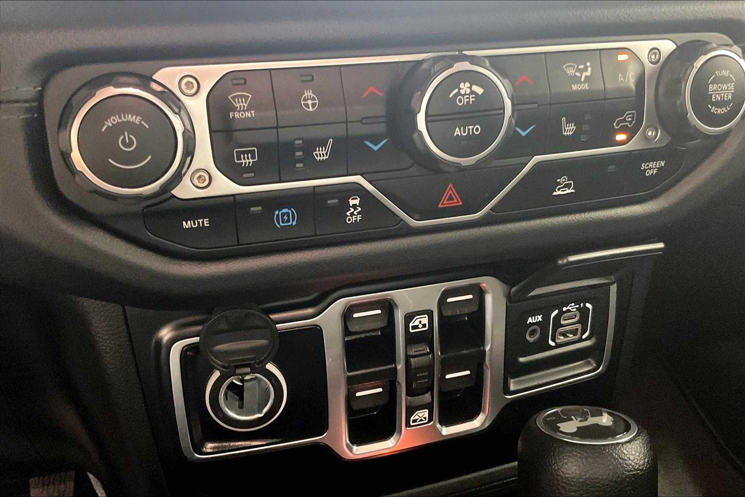 2024 Jeep Wrangler 4xe Sahara - Photo 25