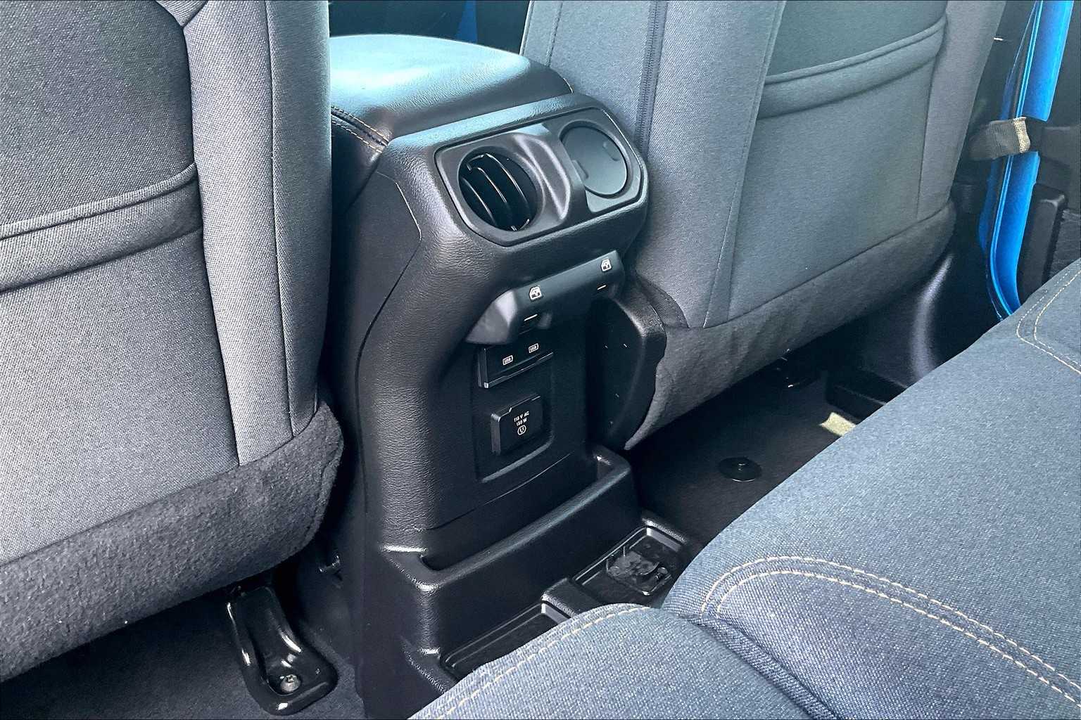 2024 Jeep Wrangler 4xe Sahara - Photo 27