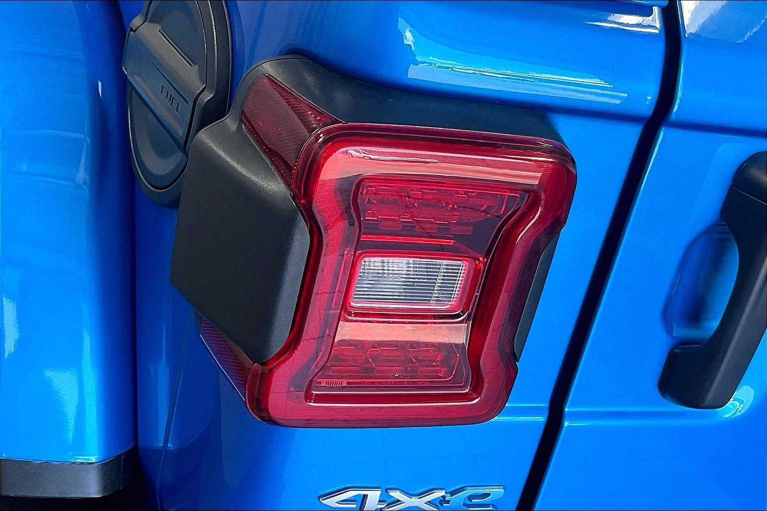 2024 Jeep Wrangler 4xe Sahara - Photo 33
