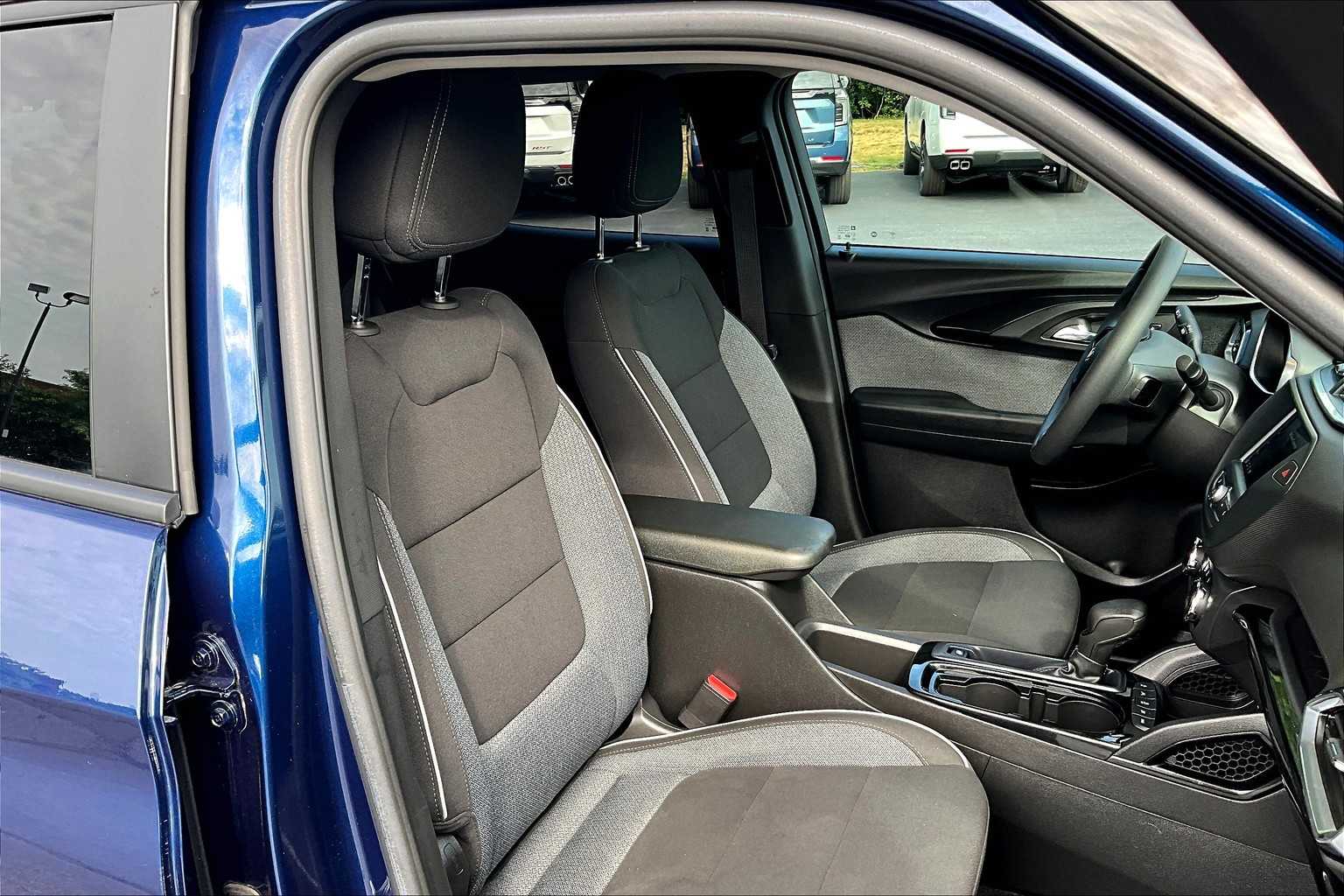 2022 Chevrolet TrailBlazer LT - Photo 11