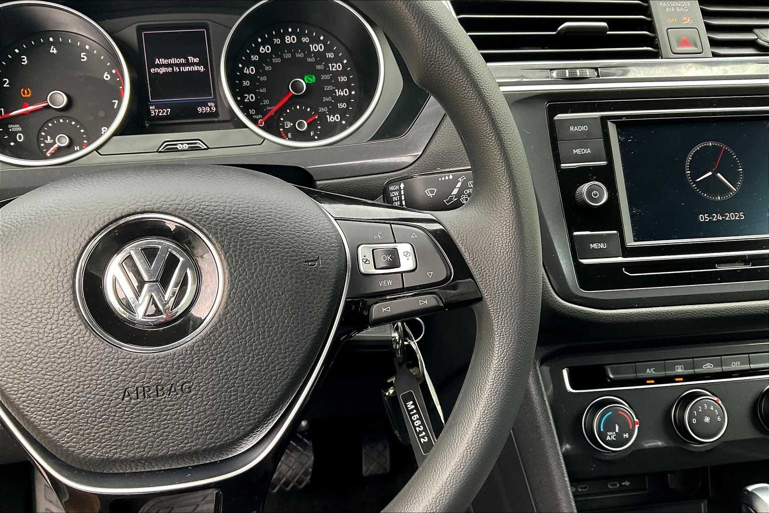 2021 Volkswagen Tiguan S - Photo 24