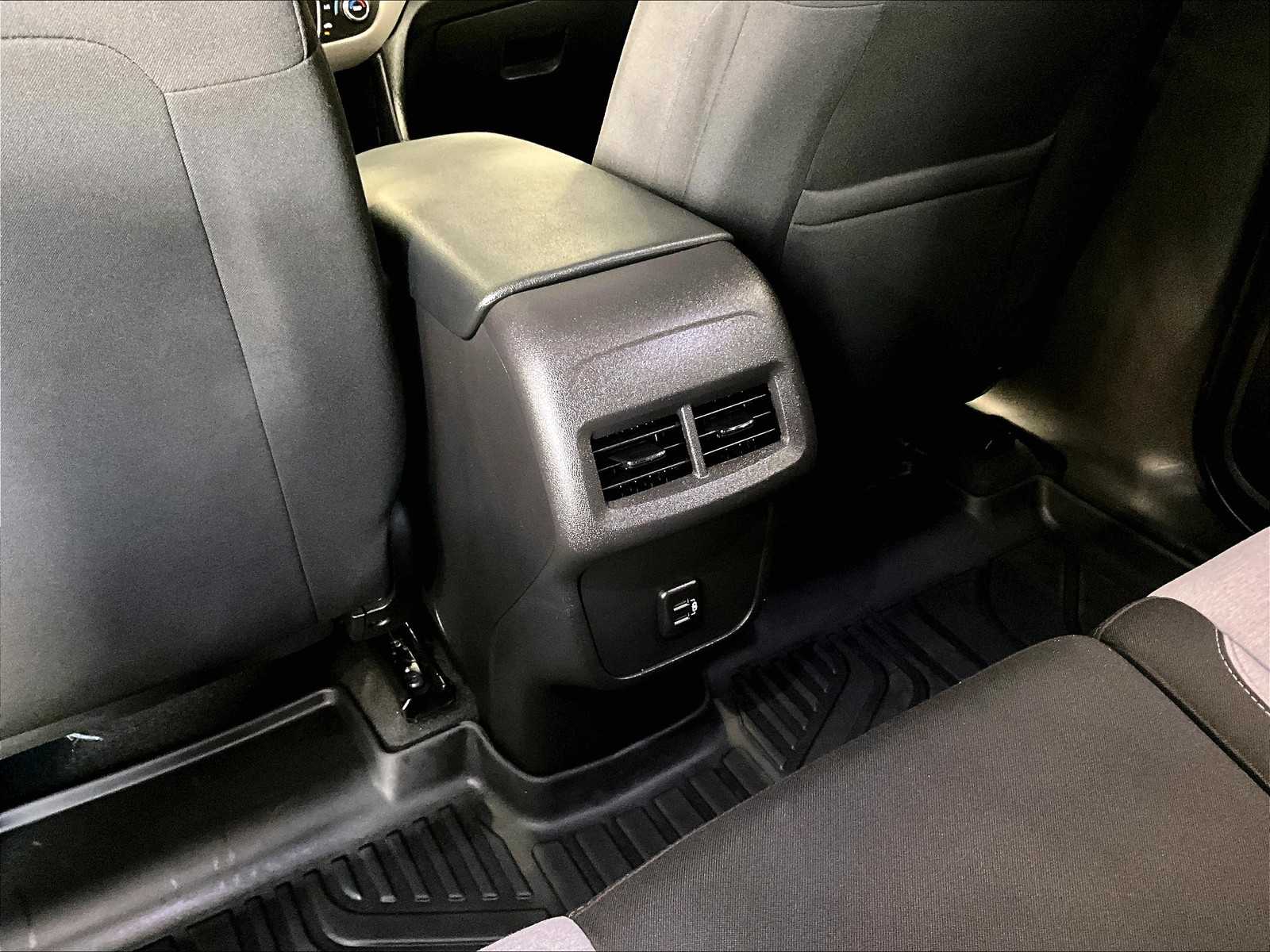 2024 Chevrolet Equinox LS - Photo 29