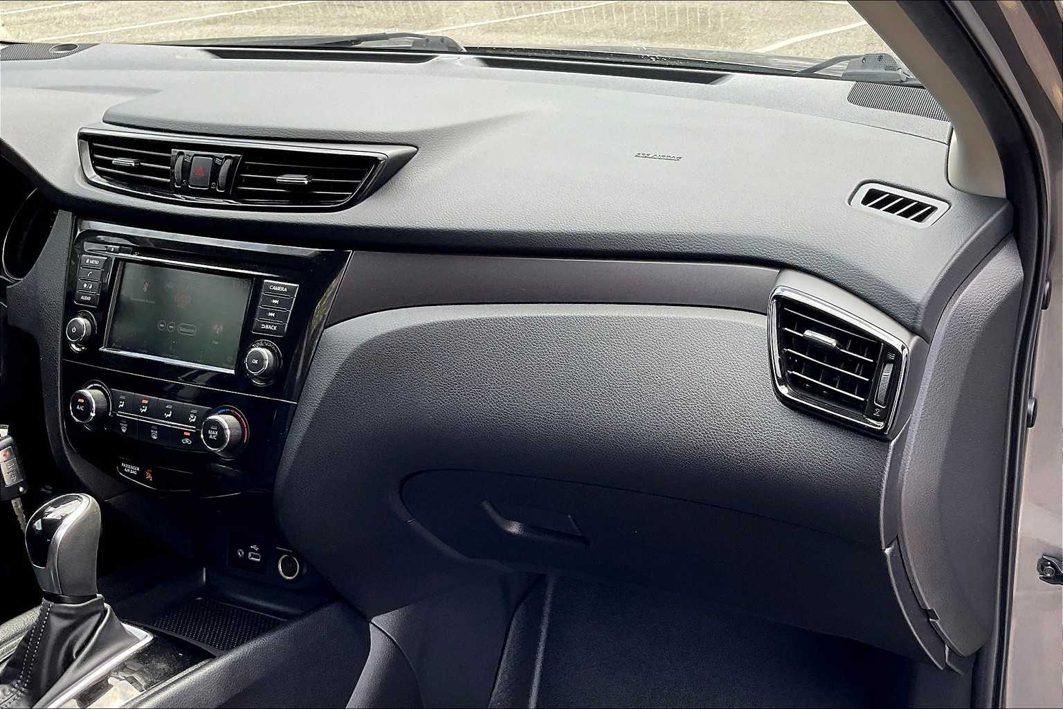 2022 Nissan Rogue Sport S - Photo 13