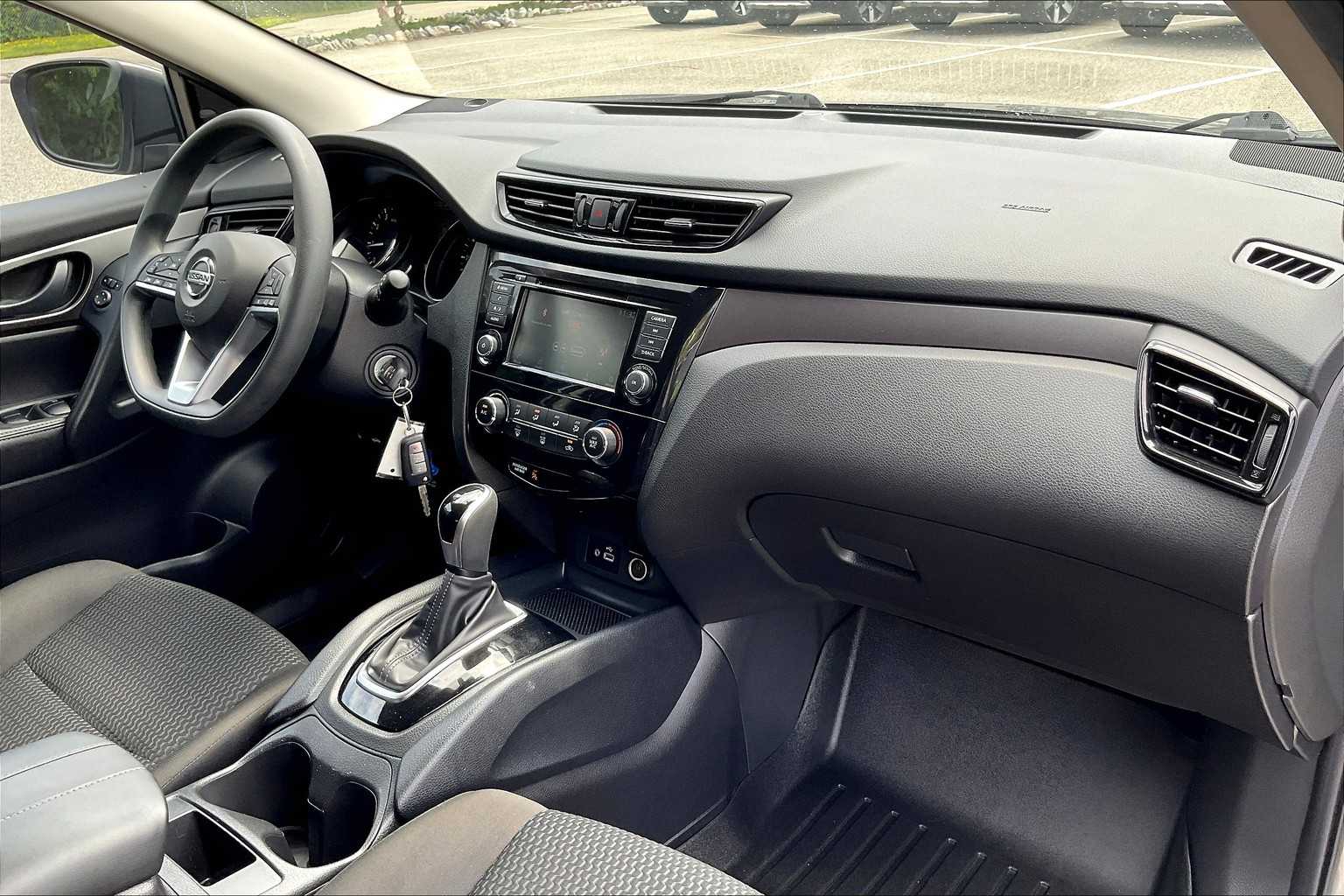 2022 Nissan Rogue Sport S - Photo 14