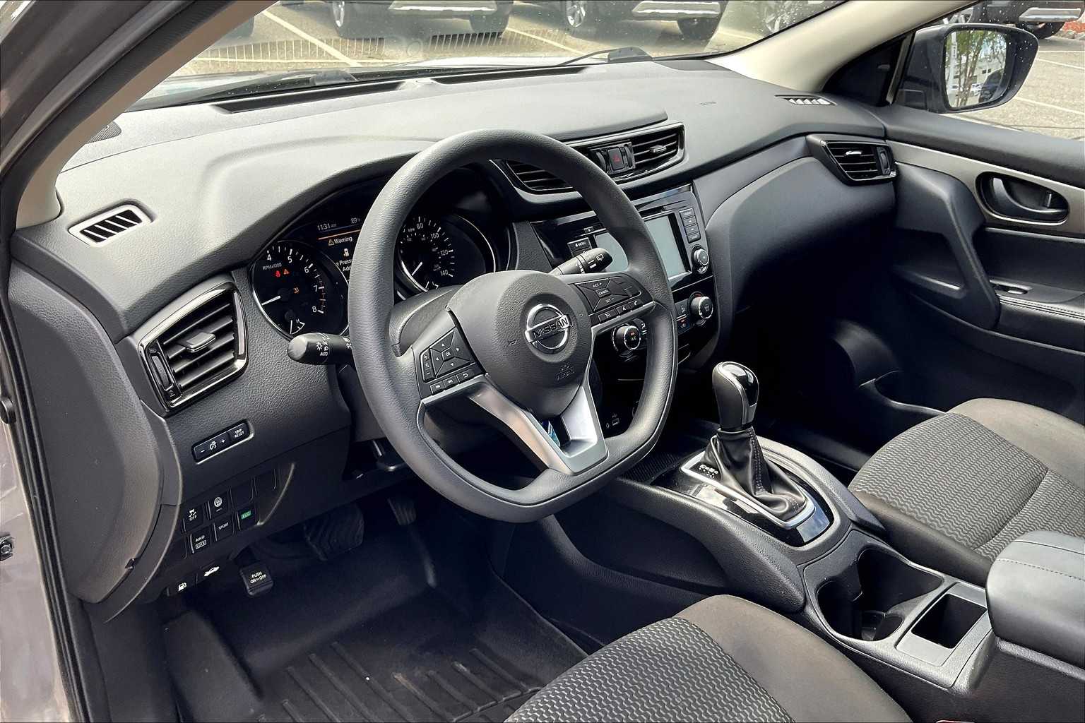 2022 Nissan Rogue Sport S - Photo 8