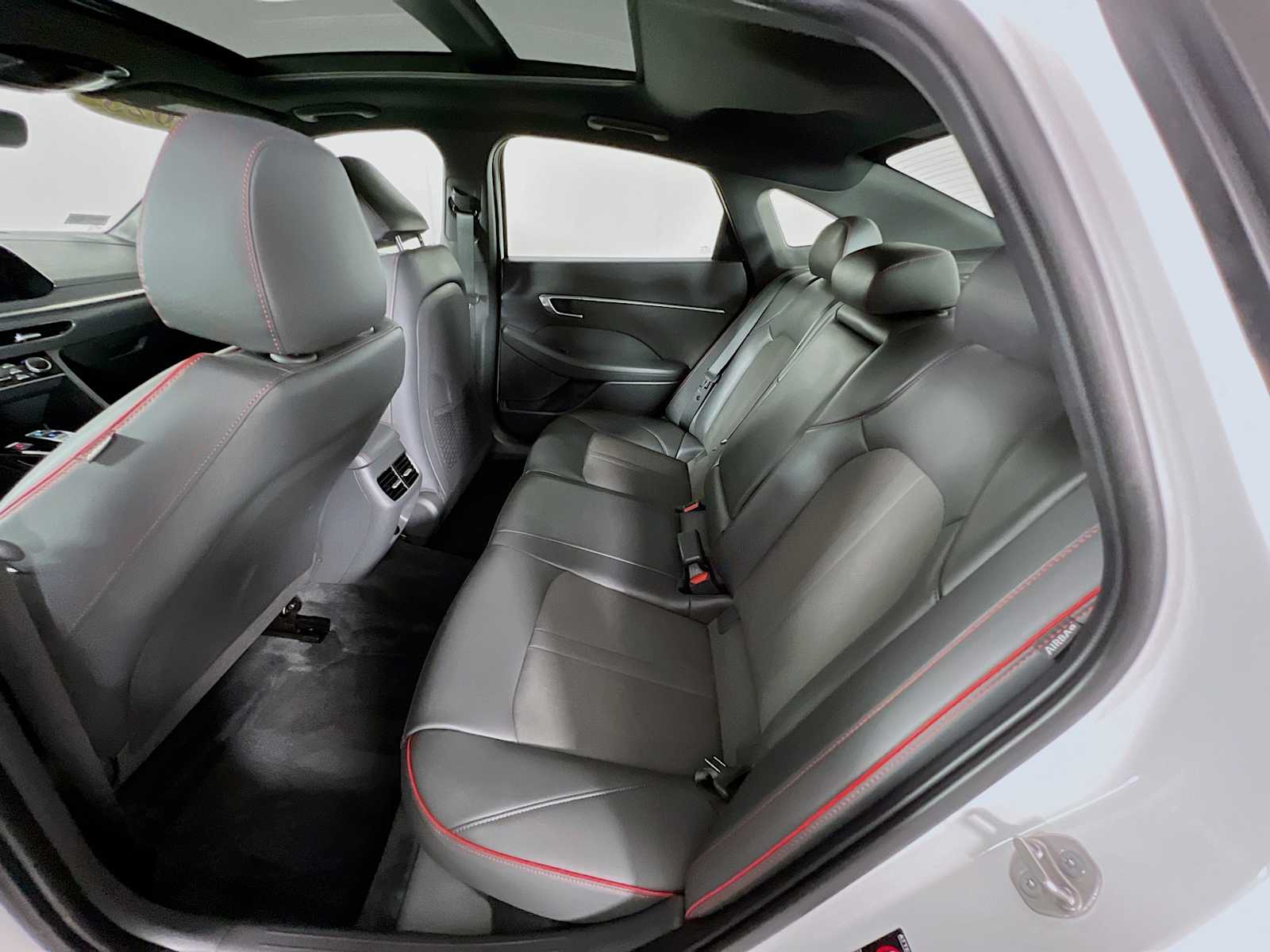 2023 Hyundai Sonata SEL Plus - Photo 25