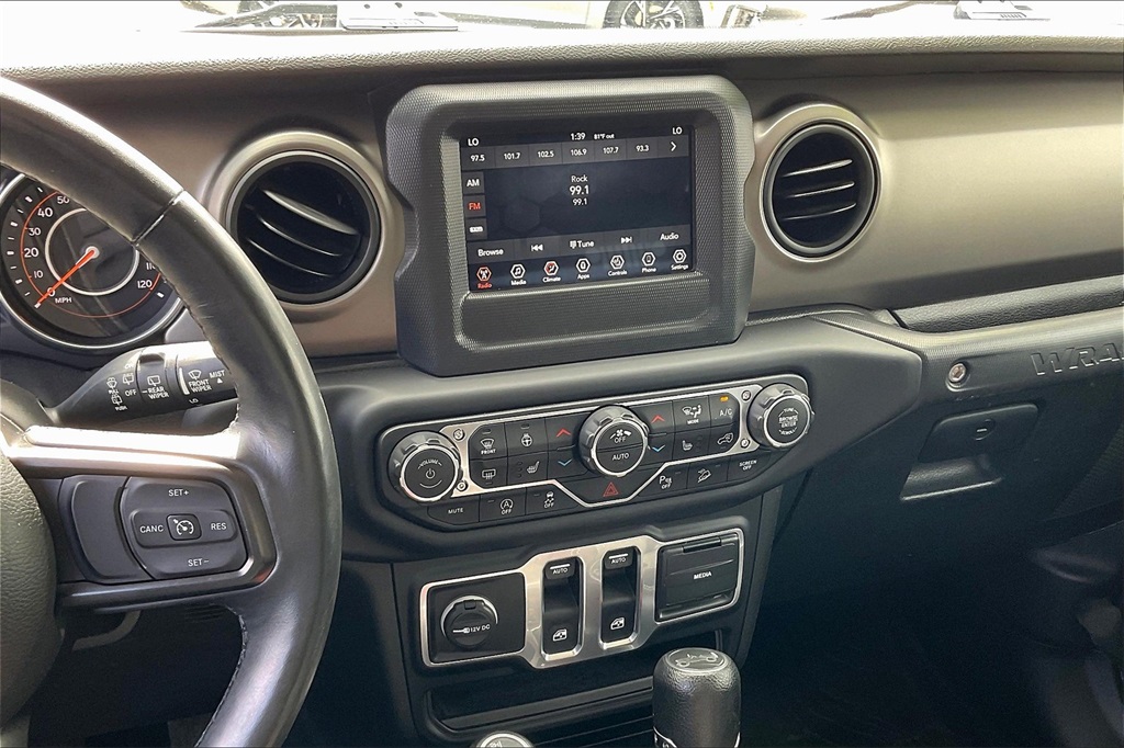 2018 Jeep Wrangler Sport S - Photo 17