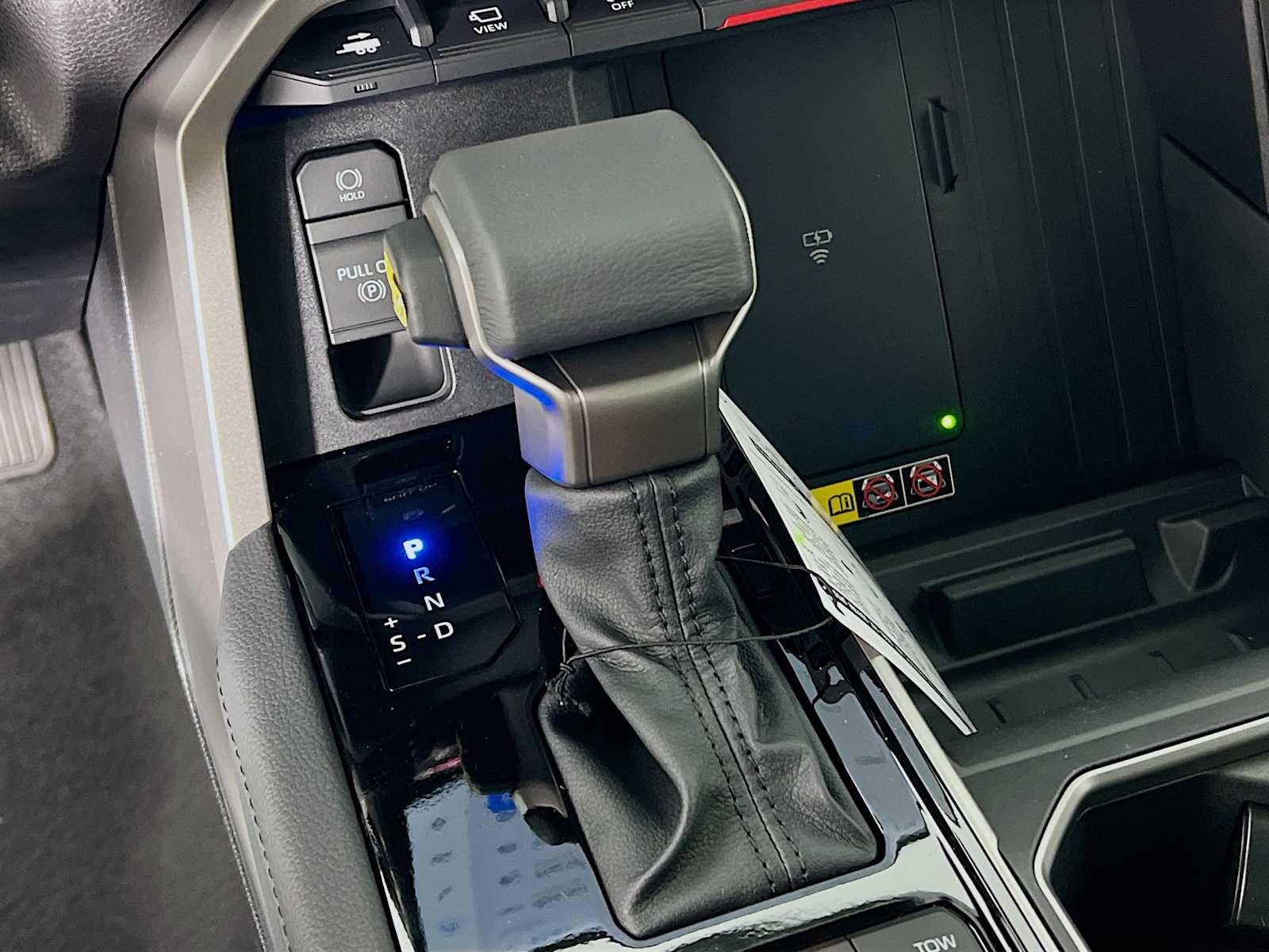 2026 Toyota Tundra Limited - Photo 11