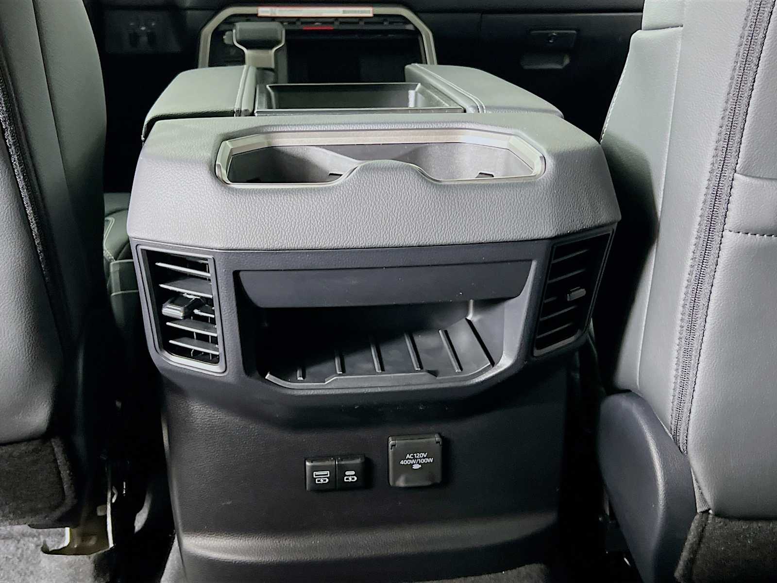 2026 Toyota Tundra Limited - Photo 14