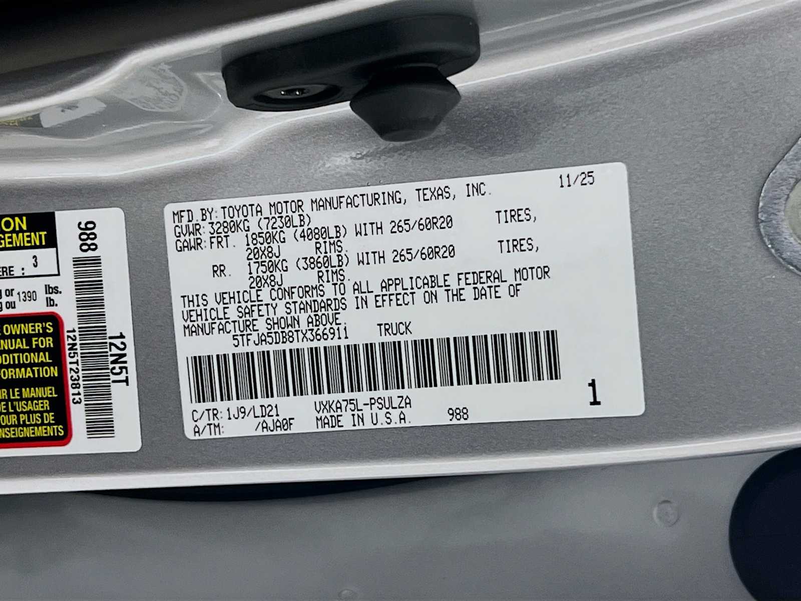 2026 Toyota Tundra Limited - Photo 20