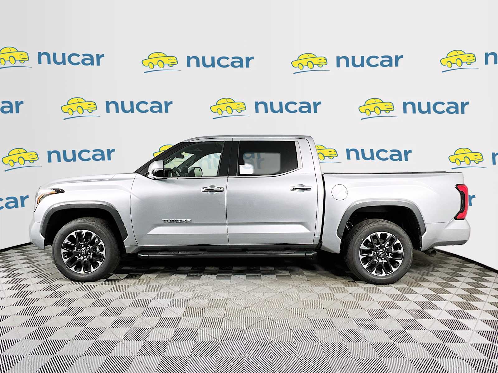 2026 Toyota Tundra Limited - Photo 3