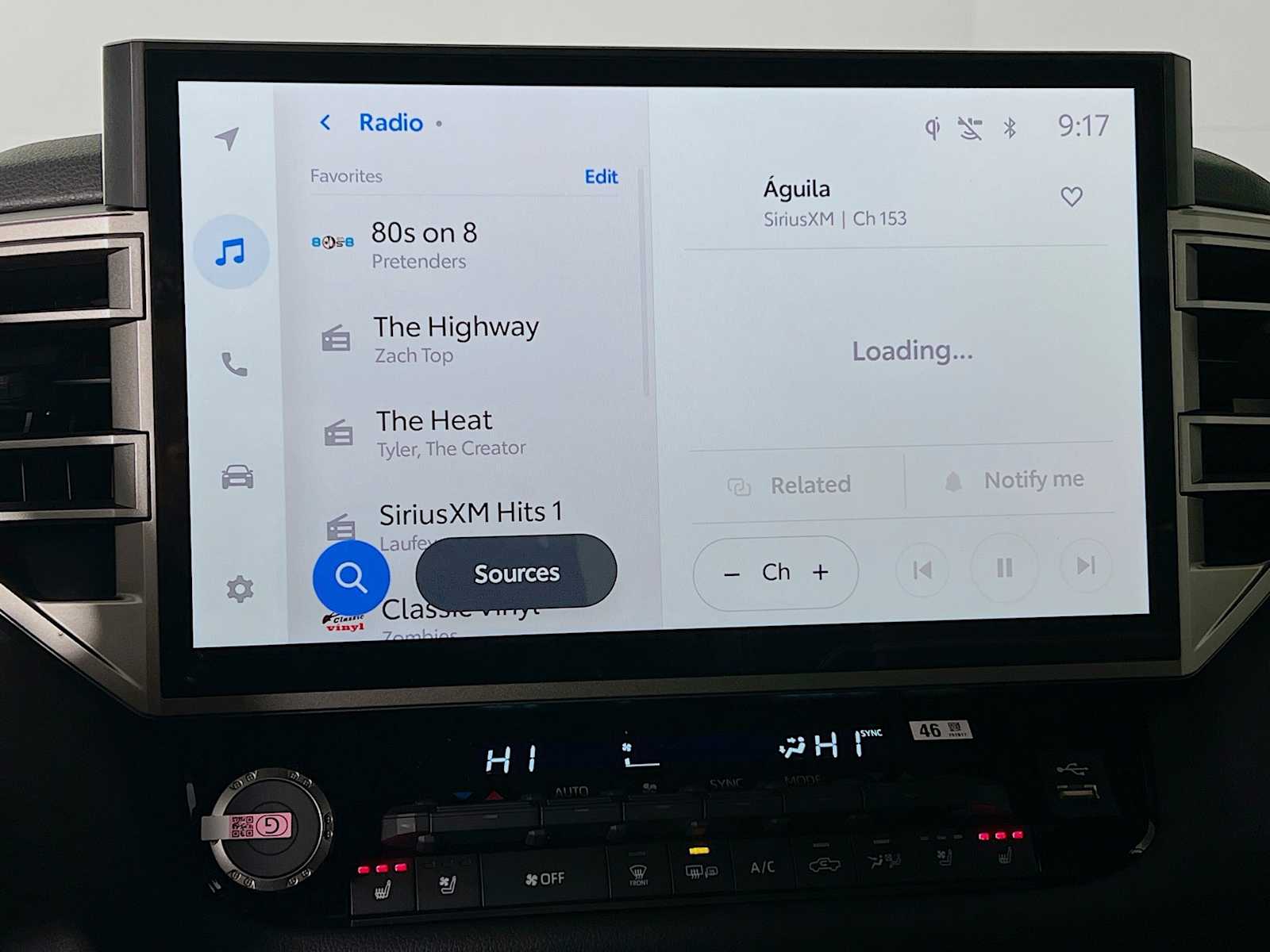 2026 Toyota Tundra Limited - Photo 8