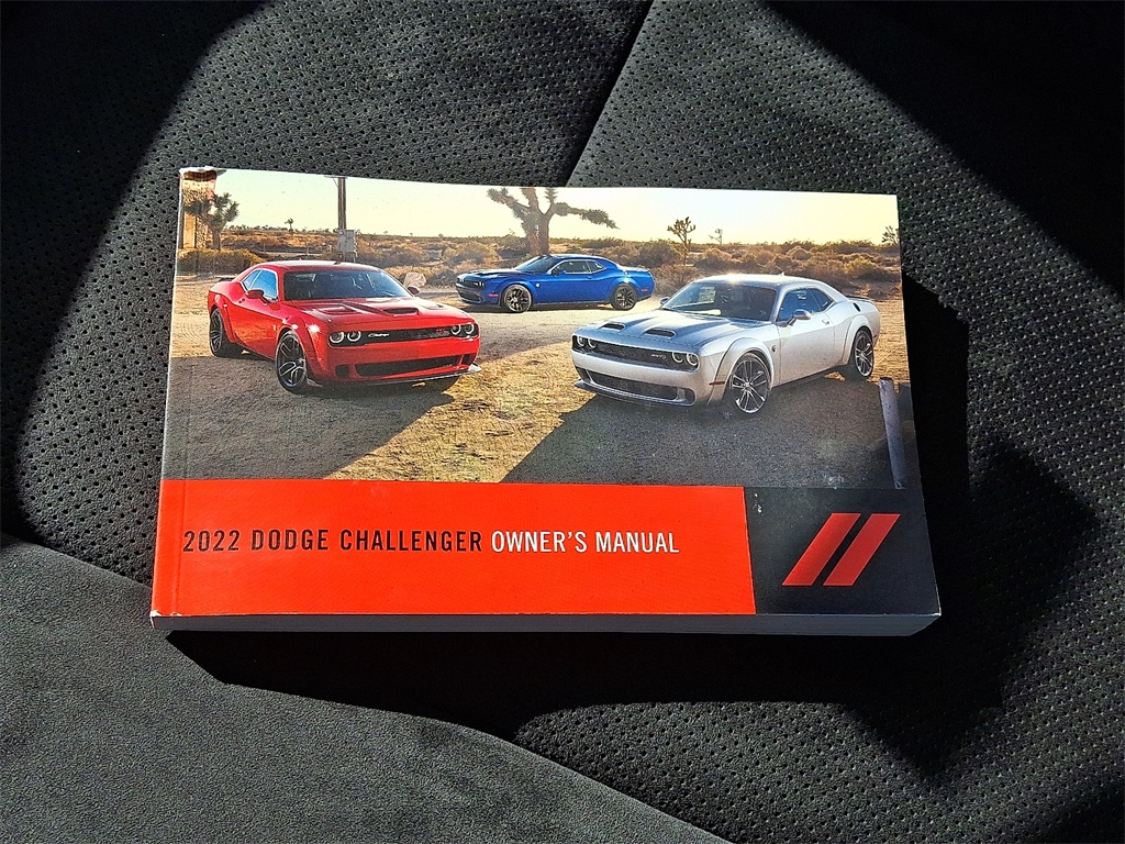 2022 Dodge Challenger R/T - Photo 25