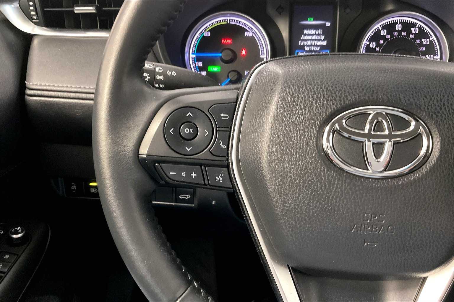 2022 Toyota Venza LE - Photo 22