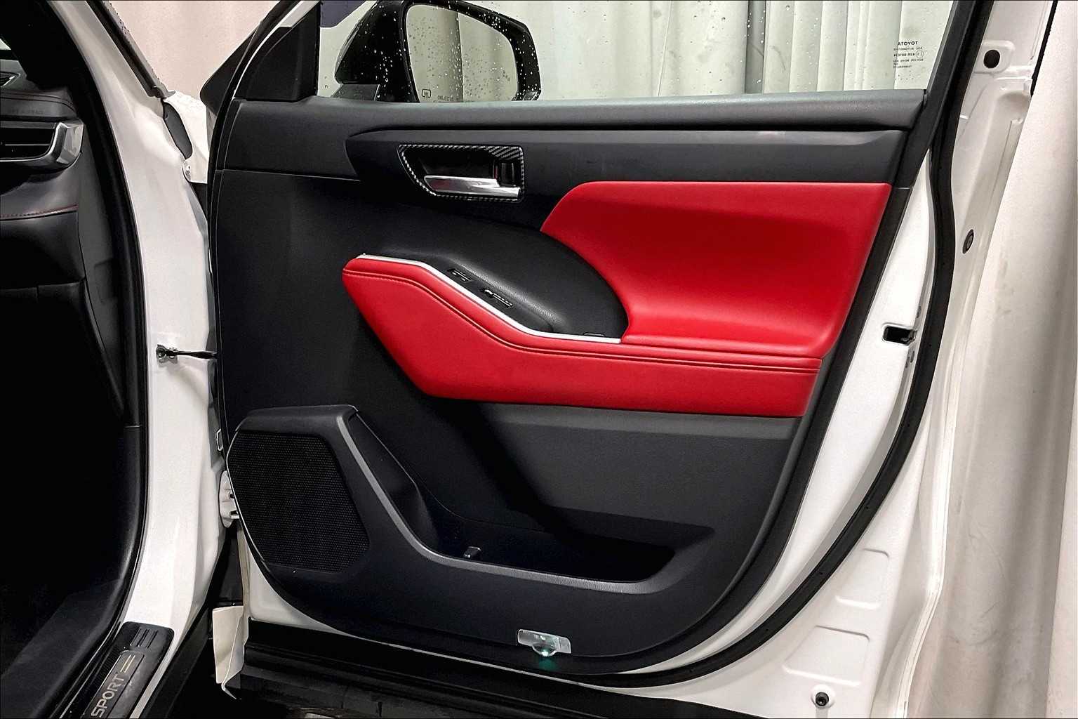 2021 Toyota Highlander XSE - Photo 12