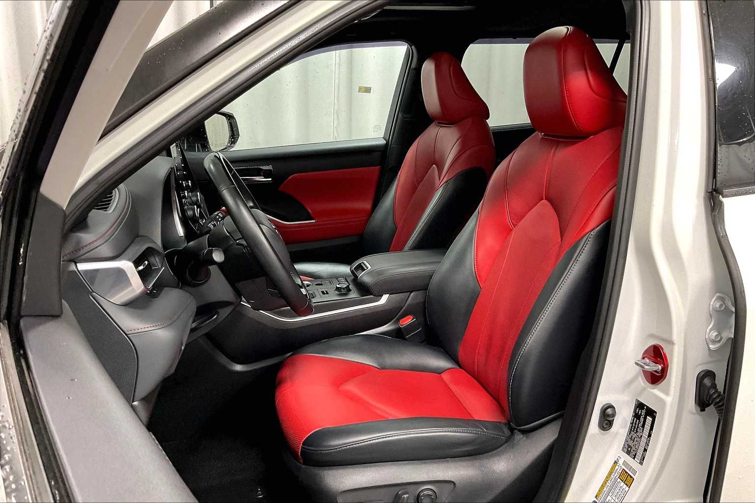 2021 Toyota Highlander XSE - Photo 10