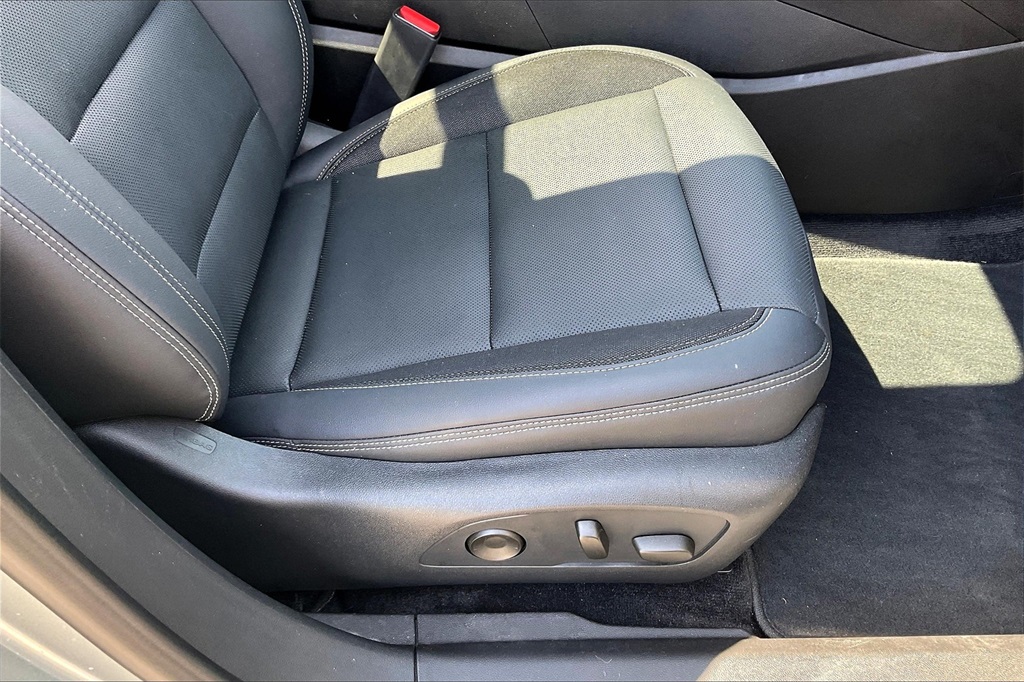 2024 Chevrolet Blazer EV LT - Photo 36