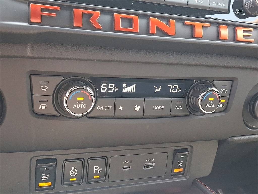 2025 Nissan Frontier PRO-4X - Photo 11