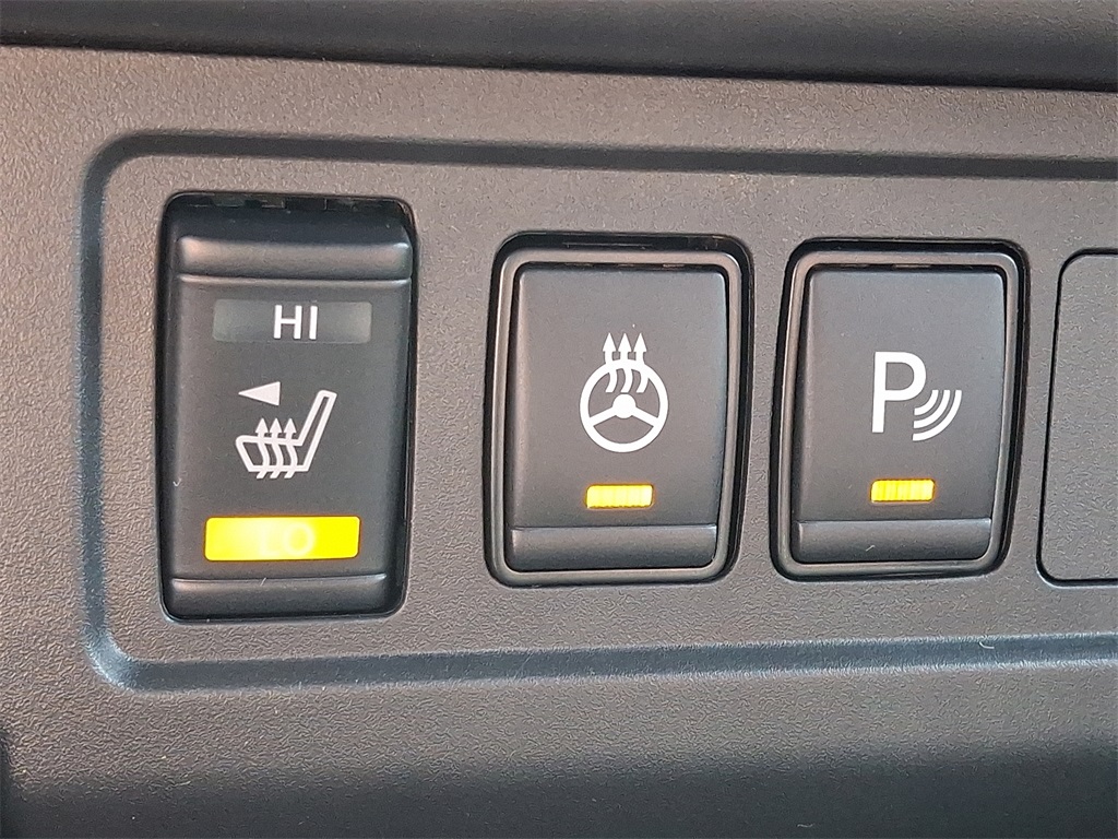 2025 Nissan Frontier PRO-4X - Photo 17