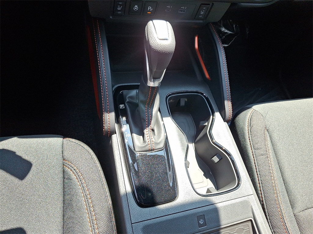 2025 Nissan Frontier PRO-4X - Photo 10