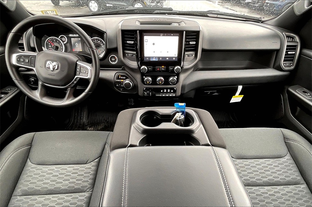 2025 Ram 1500 Tradesman - Photo 12