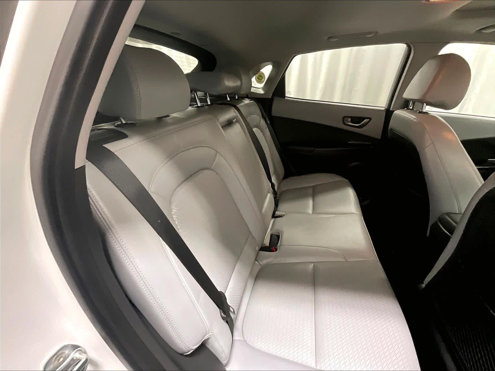 2021 Hyundai Kona Limited - Photo 16