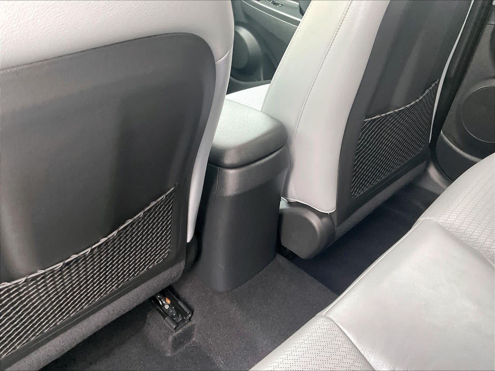 2021 Hyundai Kona Limited - Photo 28