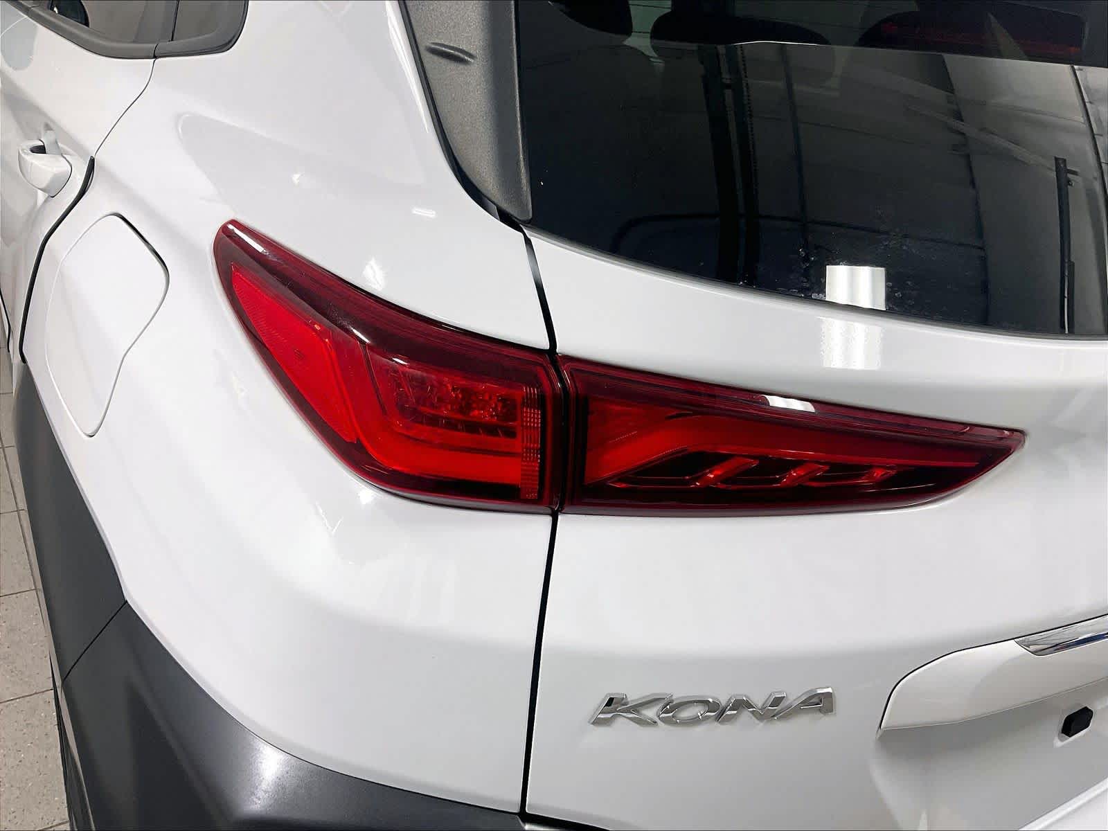 2021 Hyundai Kona Limited - Photo 34