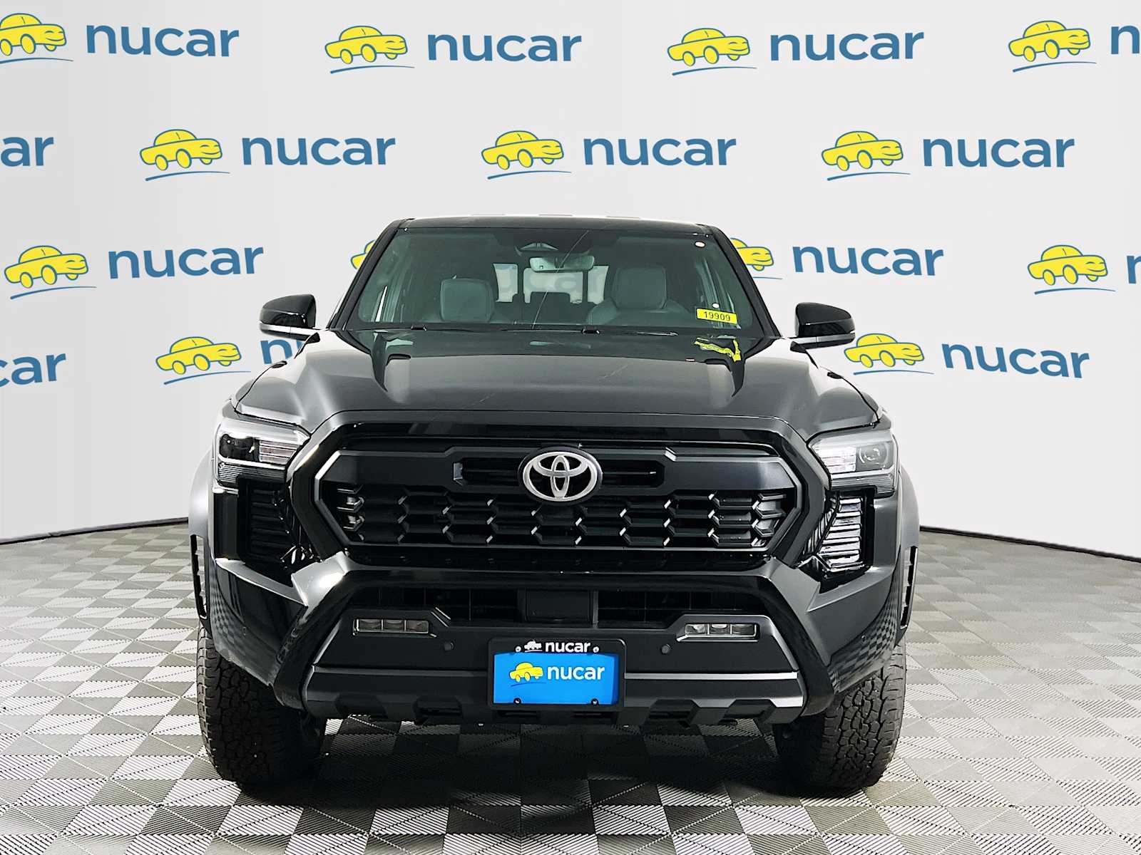2025 Toyota Tacoma TRD Off Road - Photo 2