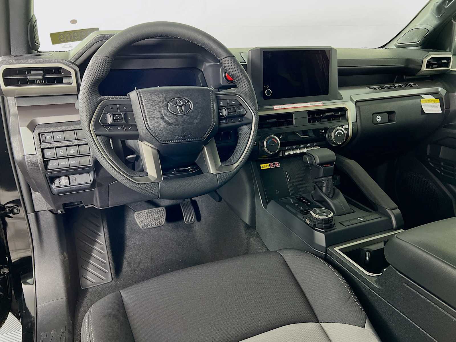 2025 Toyota Tacoma TRD Off Road - Photo 6